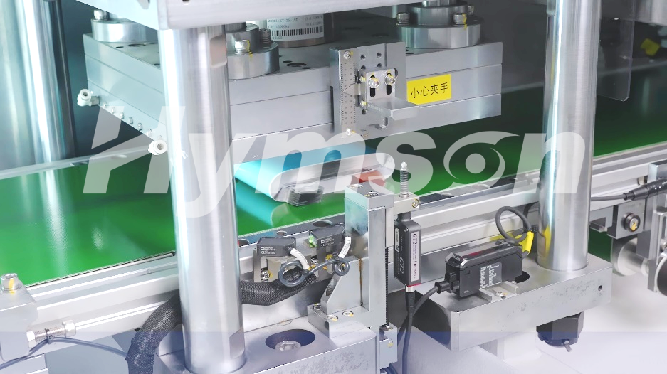 海目星方形高速卷繞機，打造高效卷繞新標(biāo)桿